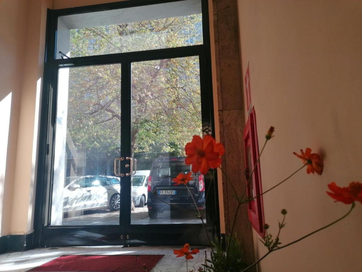 L'Arche Comfort&Relax - Gambara Square Di Via Palma Milan Bagian luar foto