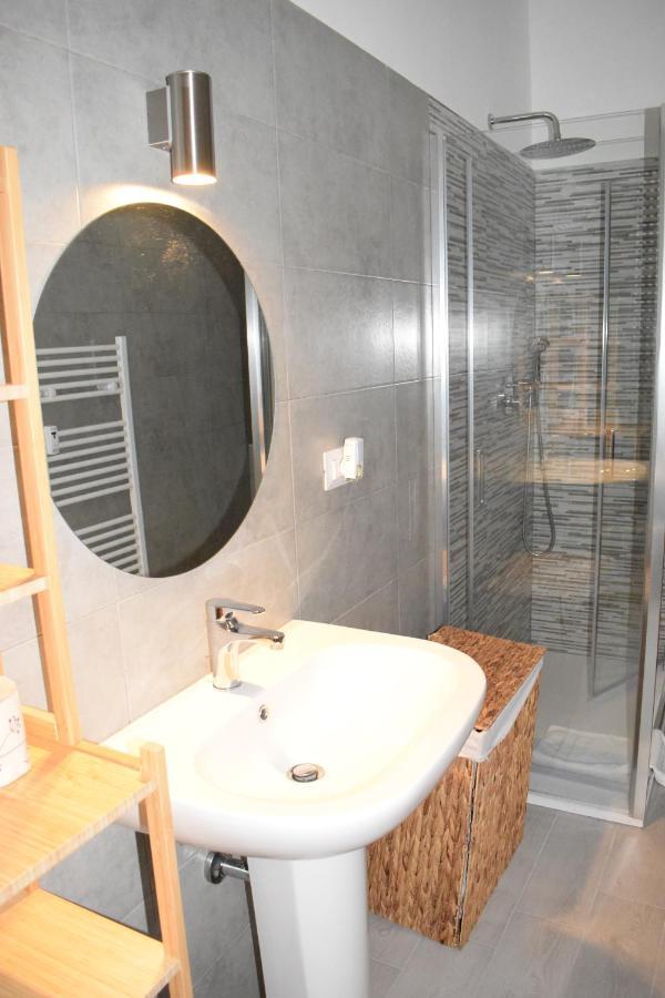 L'Arche Comfort&Relax - Gambara Square Di Via Palma Milan Bagian luar foto